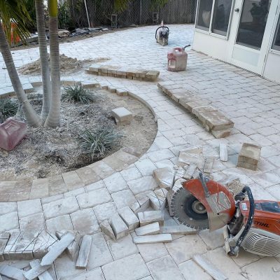 cutting-pavers